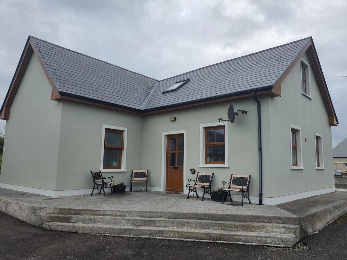 Murphys Irish Farmhouse Villa Tralee Exterior photo